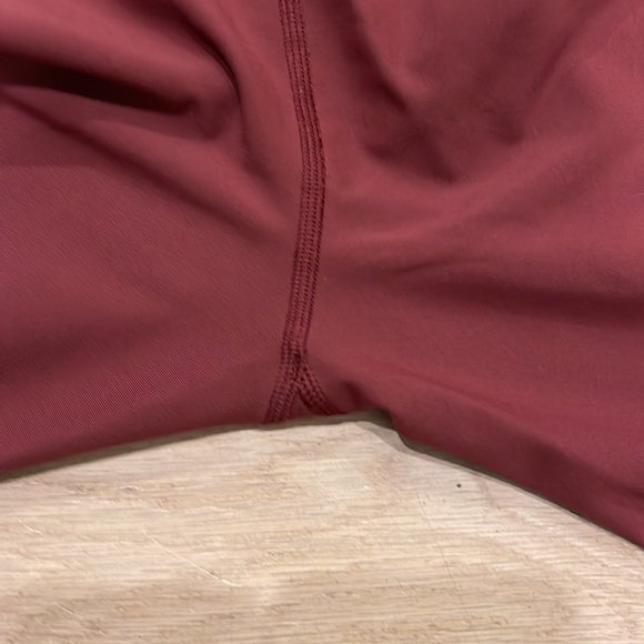 LuluLemon Compression Running Pant - Picture 5 of 7